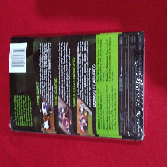 New Ultimate NASCAR Volume 2 DVD, The Dirt, Cars, Speed and Danger - Picture 2 of 2